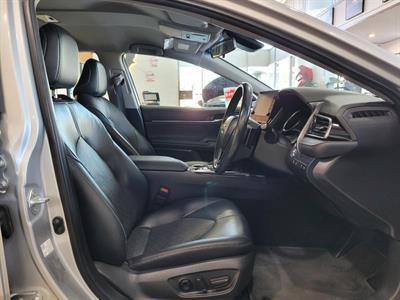 2021 Toyota Camry - Thumbnail