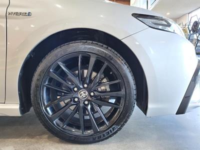 2021 Toyota Camry - Thumbnail