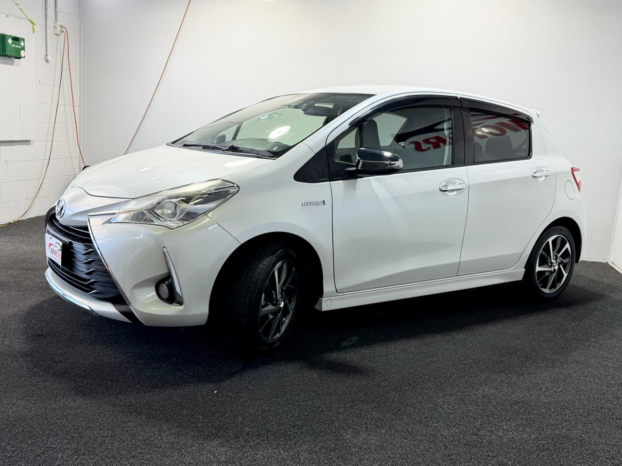 2017 Toyota Vitz