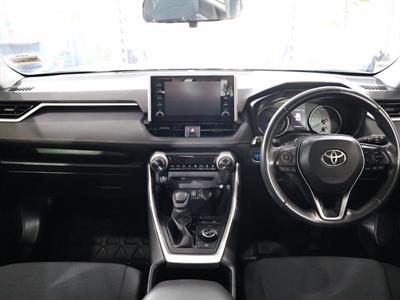 2022 Toyota RAV4 - Thumbnail