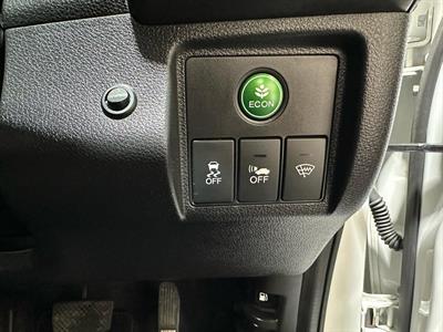 2014 Honda Vezel - Thumbnail