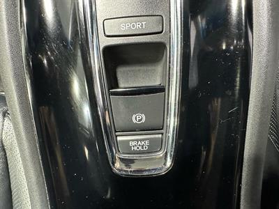 2014 Honda Vezel - Thumbnail