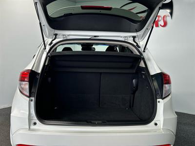 2014 Honda Vezel - Thumbnail