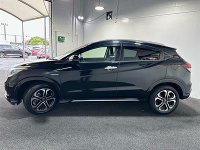 2017 Honda Vezel - Thumbnail