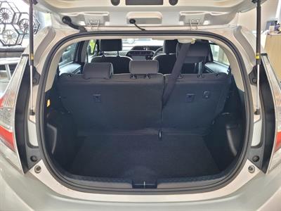 2017 Toyota Aqua - Thumbnail