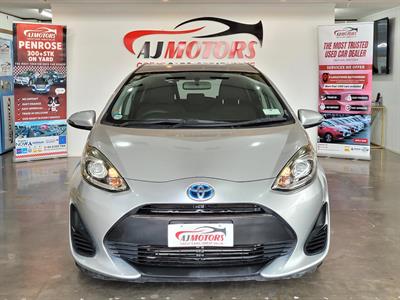 2017 Toyota Aqua - Thumbnail