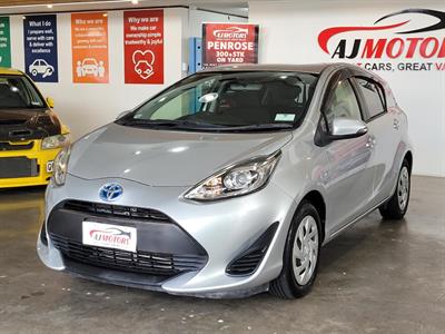 2017 Toyota Aqua - Thumbnail