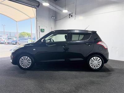 2013 Suzuki Swift - Thumbnail