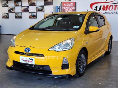 2012 Toyota Aqua - Thumbnail