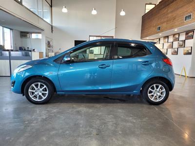 2012 Mazda Demio - Thumbnail
