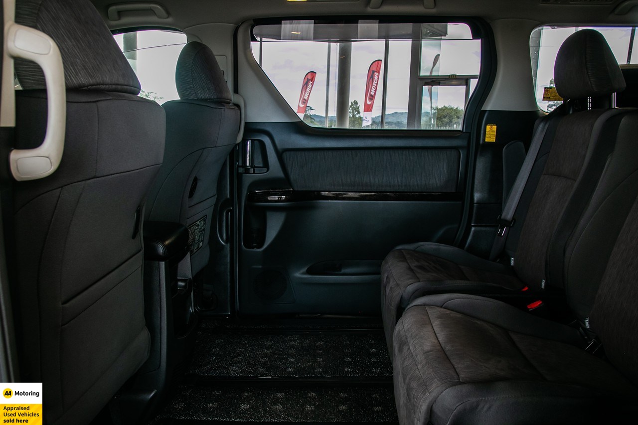 2012 Toyota Vellfire