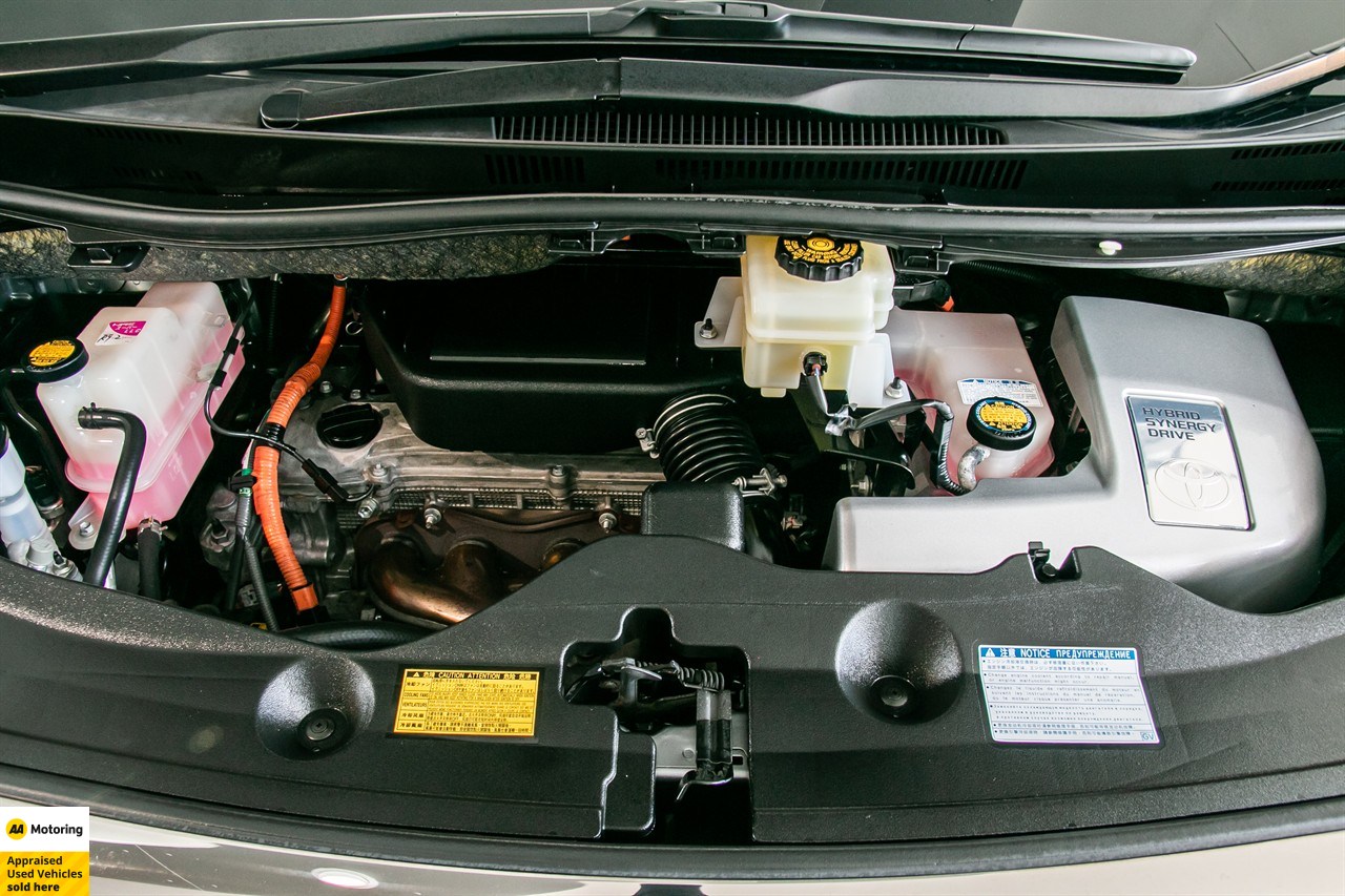 2012 Toyota Vellfire