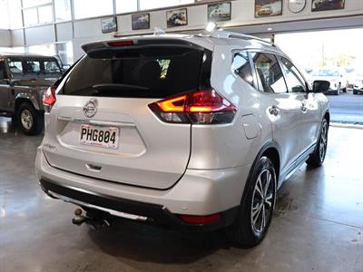 2022 Nissan X-Trail - Thumbnail