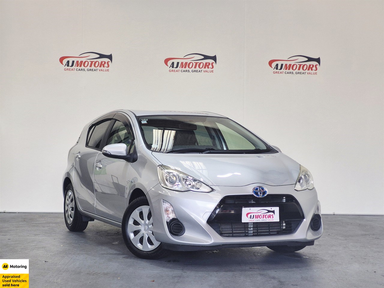 2015 Toyota Aqua