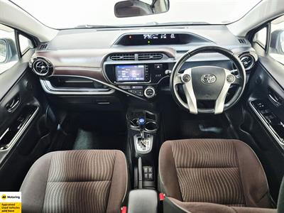 2015 Toyota Aqua - Thumbnail