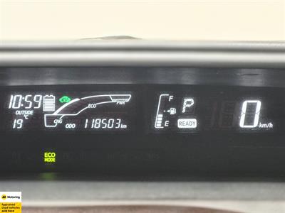 2015 Toyota Aqua - Thumbnail