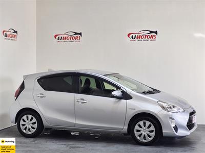 2015 Toyota Aqua - Thumbnail