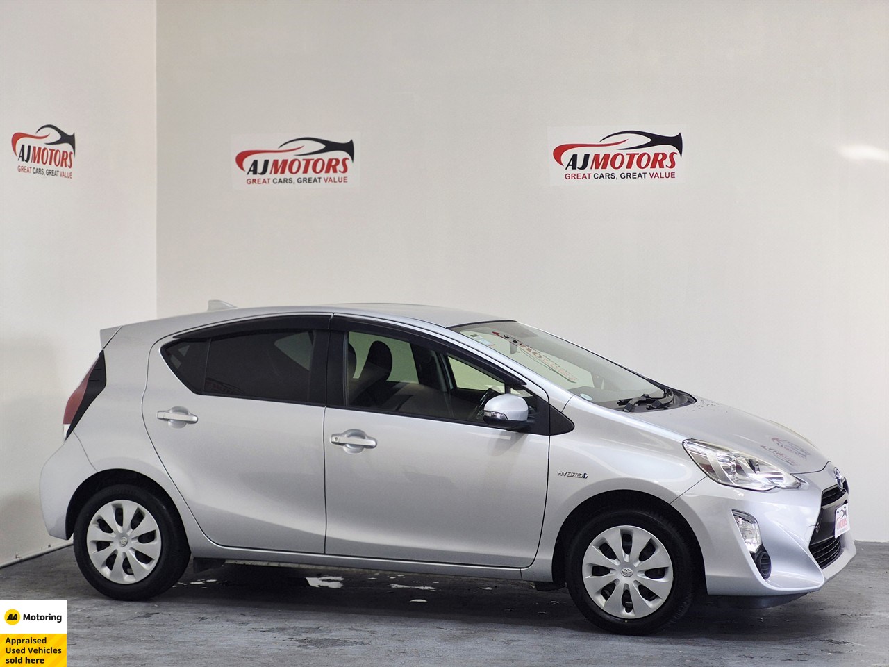 2015 Toyota Aqua