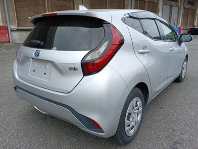 2021 Toyota Aqua - Thumbnail