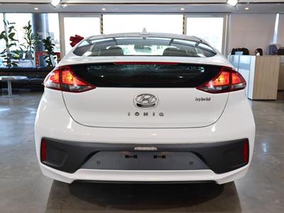 2022 Hyundai IONIQ - Thumbnail