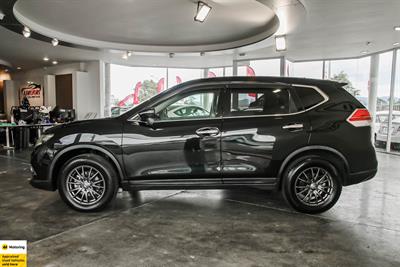 2016 Nissan X-Trail - Thumbnail