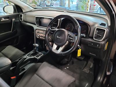 2020 Kia Sportage - Thumbnail