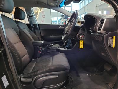 2020 Kia Sportage - Thumbnail