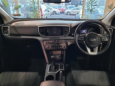 2020 Kia Sportage - Thumbnail