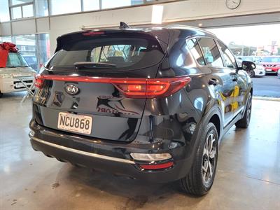 2020 Kia Sportage - Thumbnail