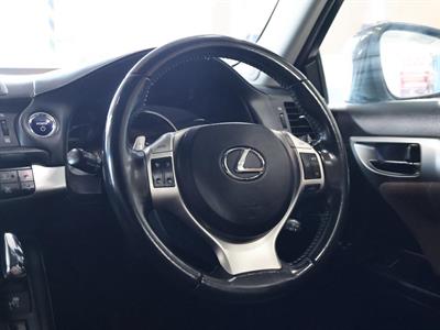 2013 Lexus CT200H - Thumbnail