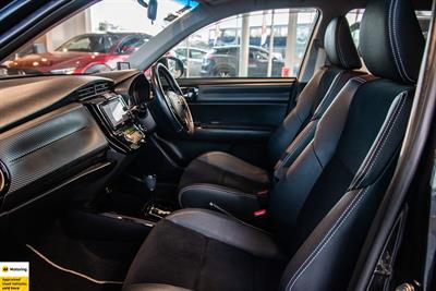 2014 Toyota Corolla - Thumbnail