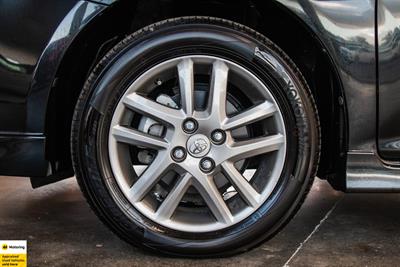 2014 Toyota Corolla - Thumbnail
