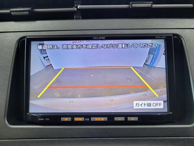 2013 Toyota Prius - Thumbnail