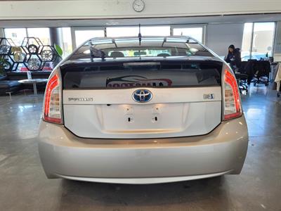 2013 Toyota Prius - Thumbnail