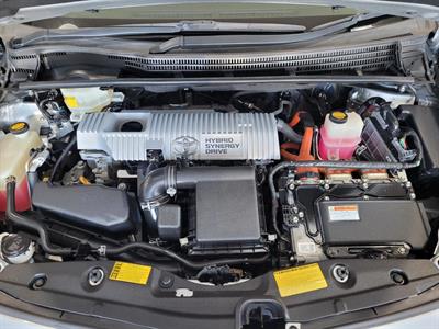 2013 Toyota Prius - Thumbnail