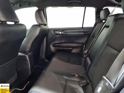 2016 Toyota Corolla - Thumbnail