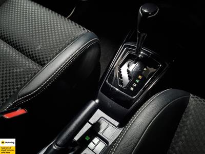 2016 Toyota Corolla - Thumbnail
