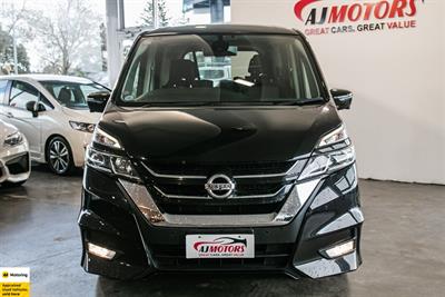 2018 Nissan Serena - Thumbnail