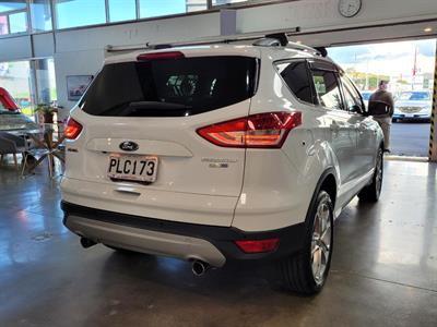 2015 Ford Kuga - Thumbnail