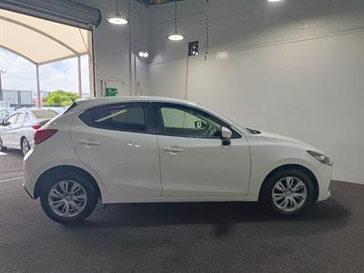 2020 Mazda 2 - Thumbnail