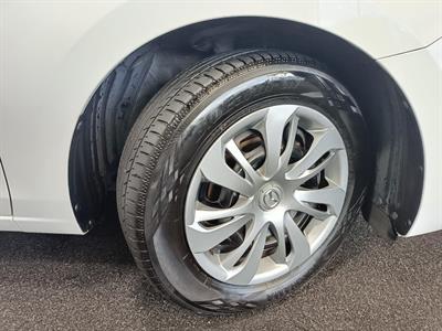 2020 Mazda 2 - Thumbnail