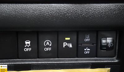 2021 Suzuki Swift - Thumbnail