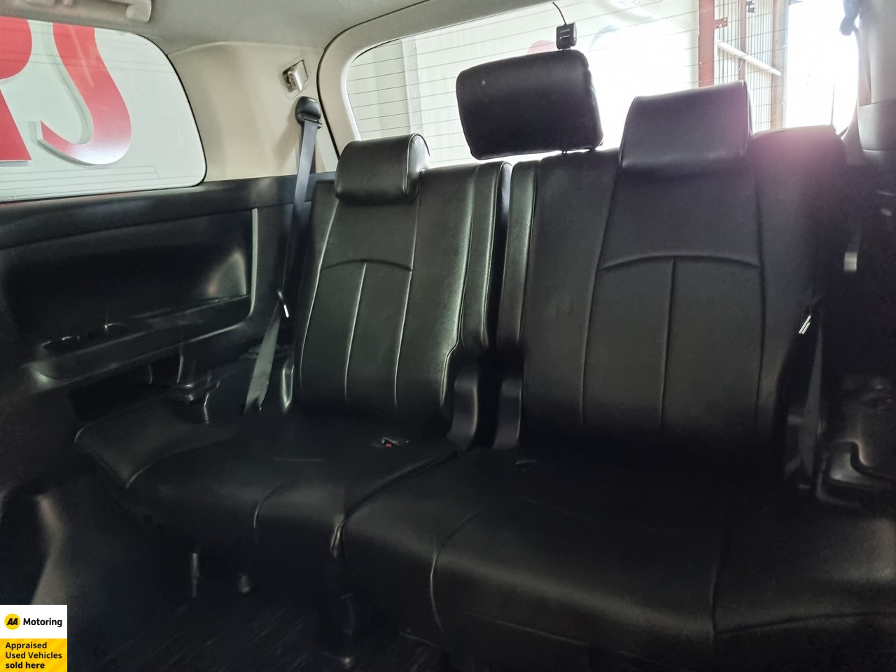 2017 Toyota Alphard