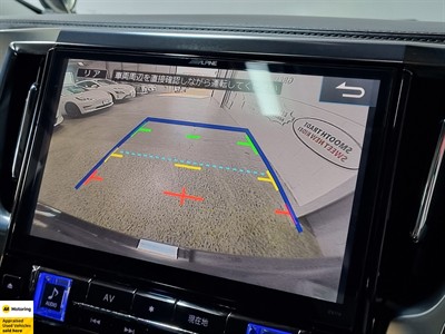 2017 Toyota Alphard - Thumbnail