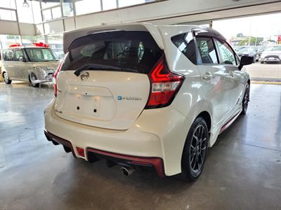 2017 Nissan Note - Thumbnail