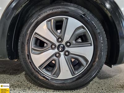 2019 Kia Niro - Thumbnail
