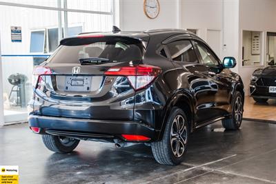 2016 Honda Vezel - Thumbnail