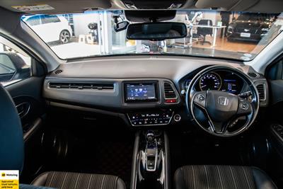 2016 Honda Vezel - Thumbnail