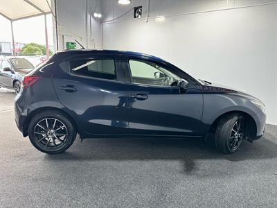 2016 Mazda Demio - Thumbnail