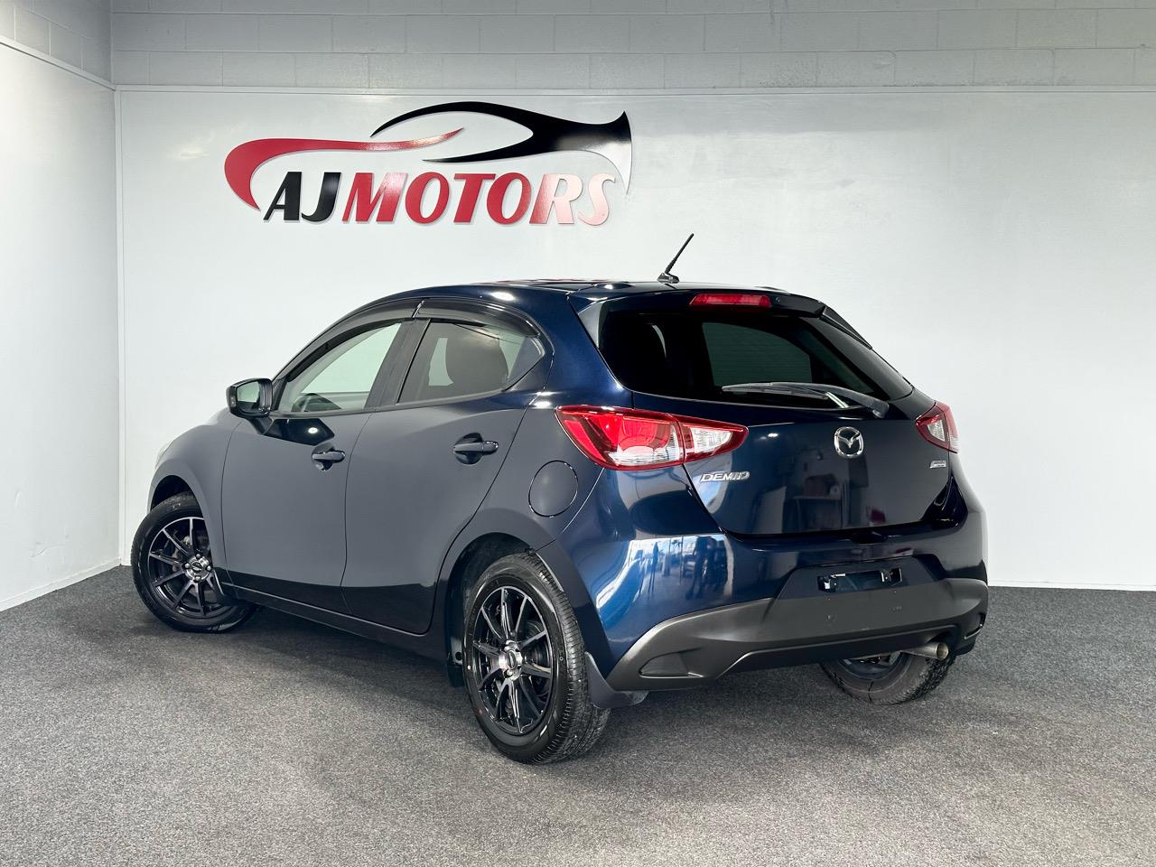 2016 Mazda Demio
